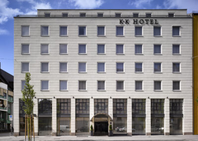 01 K+K MUC Facade 5_am harras_exterior