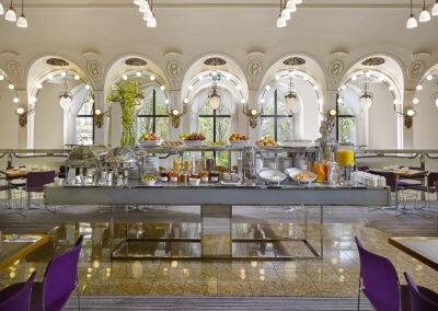 K+K Central Breakfast