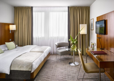 17 K+K_am harras_Cosy Urban Garden view 2