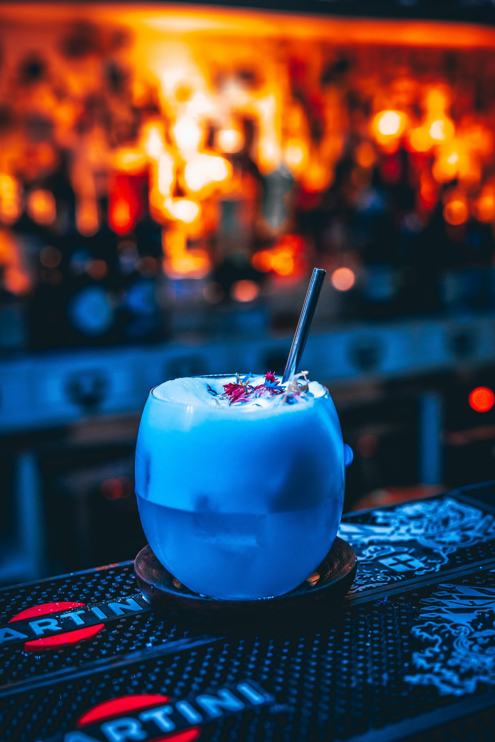 alessio-zaccaria-QtrWw3_e65I-unsplash Drinks in bar